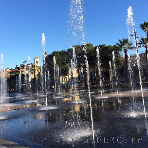 promenade du paillon nice vieux nice jet d'eau
