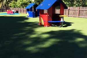 Parc Estienne D'orves aire de jeu petits