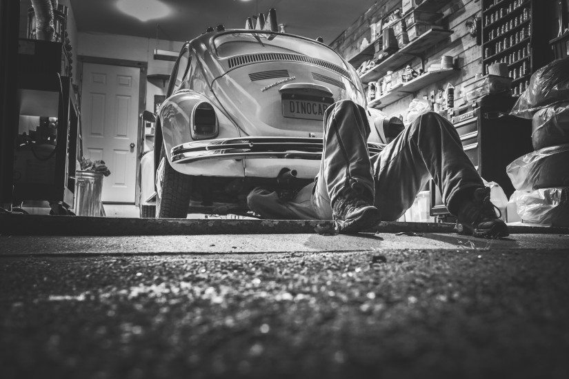 beetle-black-and-white-car-